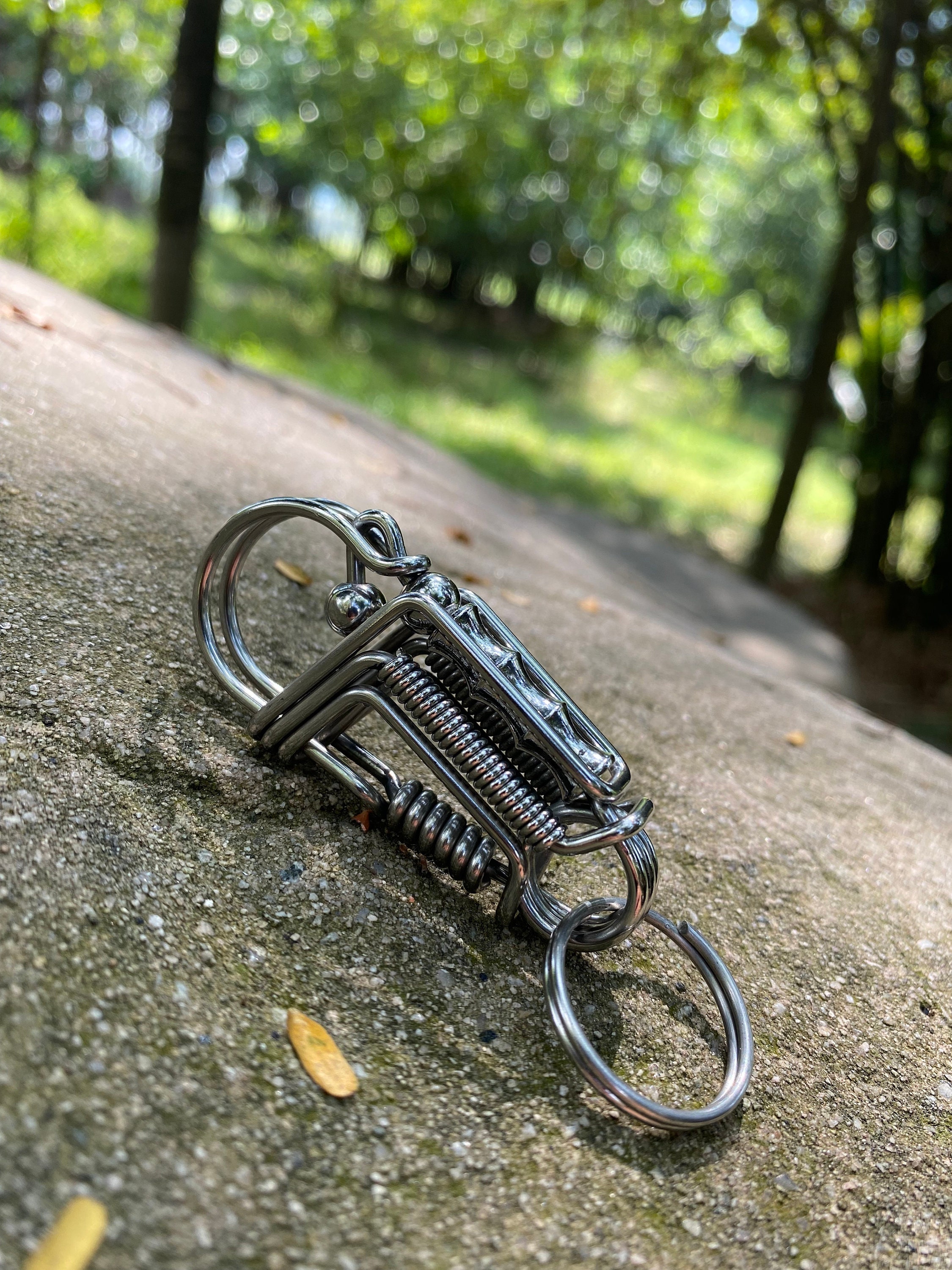 Metal Wire Carabiner Keychain With Carved Pattern Customizable and Super  Durable Keychain for Everyday Use Buy Once, Use Forever 