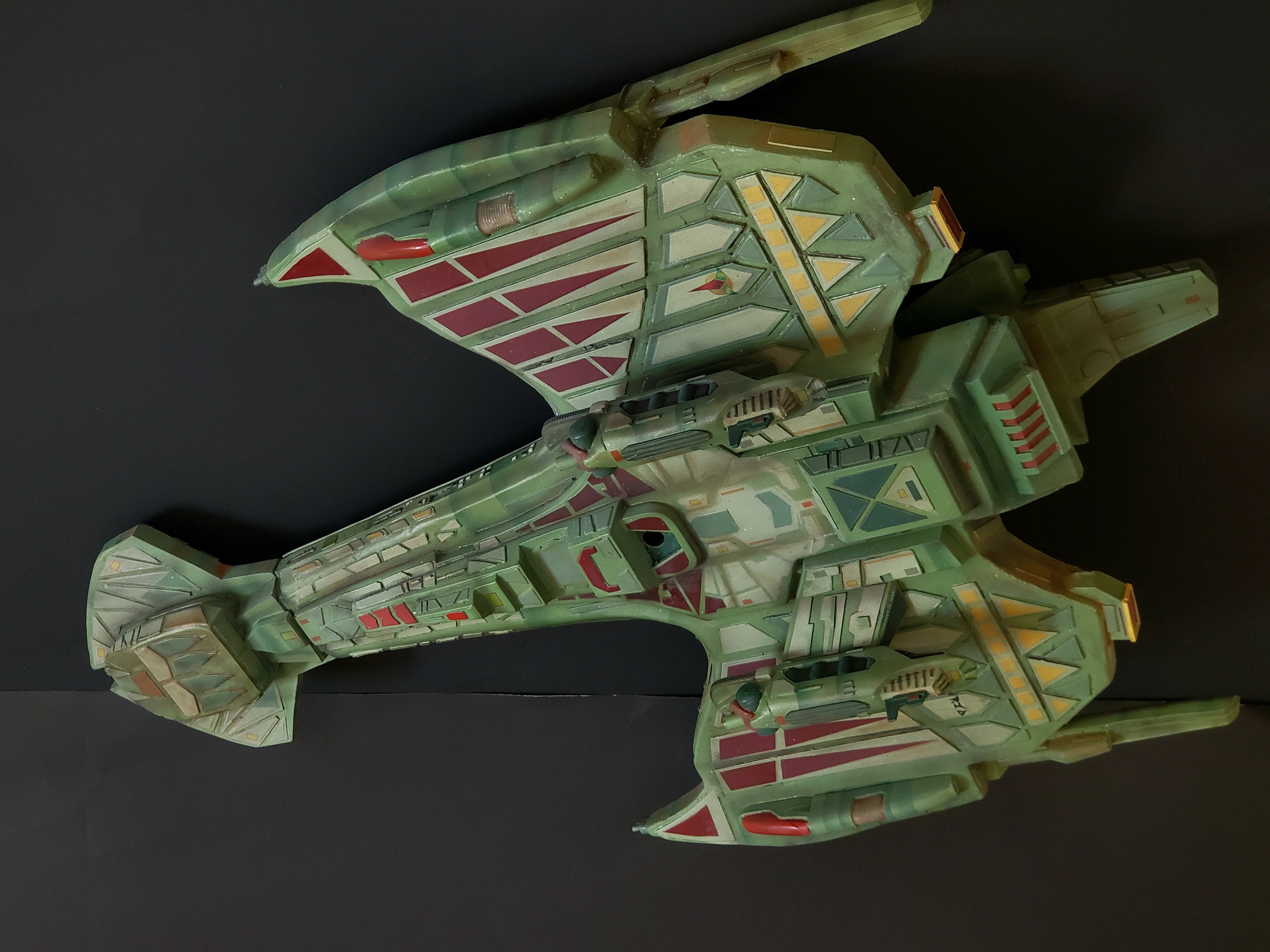 MASSIVE Fully Finished 1/1400 Scale Star Trek Klingon Negh'var Class ...