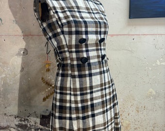 vintage handgemaakte bruine geruite tweedehands jurk uit de jaren 60