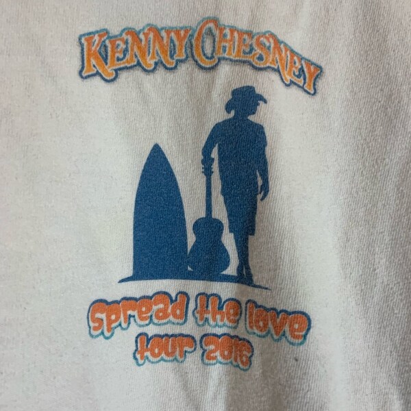 Kenny Chesney small white graphic vintage preowned longsleeve tshirt