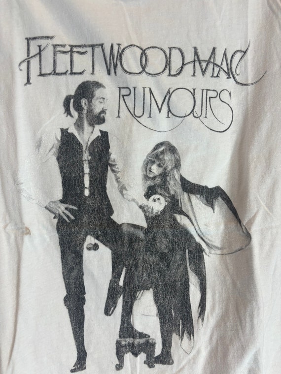 Fleetwood Mac medium white graphic vintage preowne