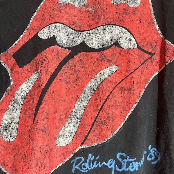 Kleines, schwarzes, gebrauchtes Vintage-T-Shirt der Rolling Stones