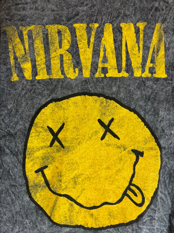 nirvana small grey graphic vintage preowned tshirt