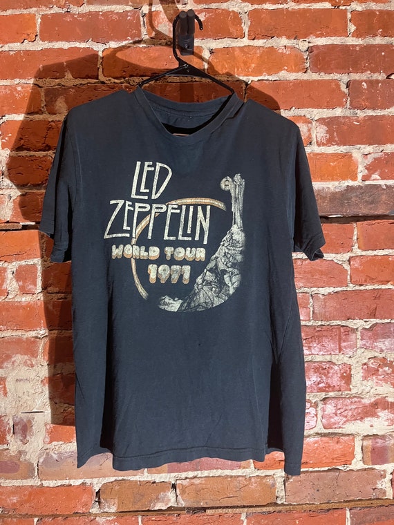 Led Zeppelin medium black graphic vintage preowne… - image 2