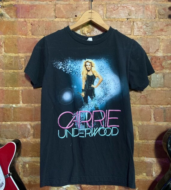 Carrie underwood xsmall black graphic tour tshirt - image 2