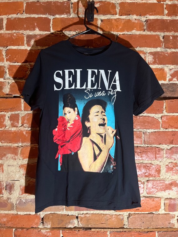 Selena medium black graphic vintage preowned tshi… - image 2