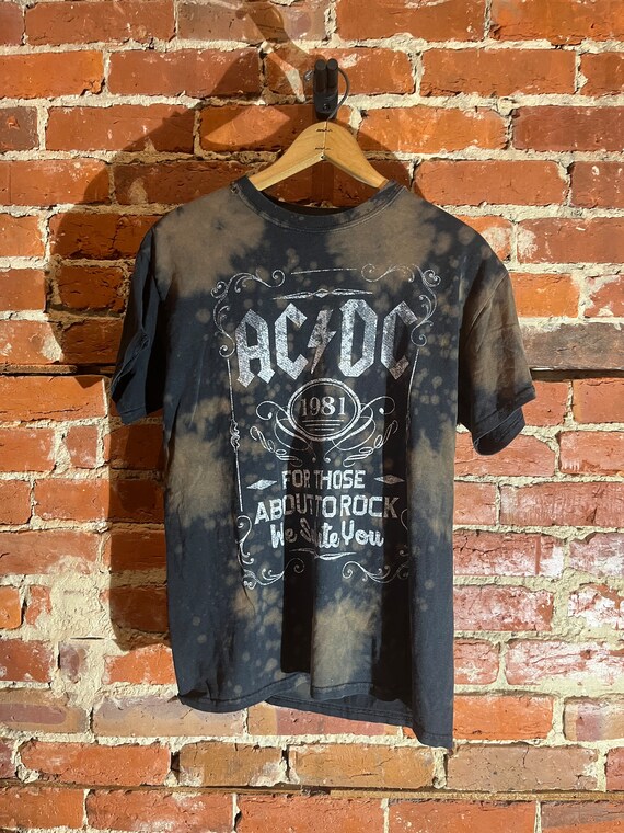 Acdc medium black bleached graphic vintage preown… - image 2