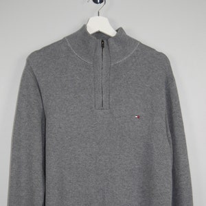 Tommy Hilfiger Trui Trui Gebreid Klein Logo Borduursel Kwartrits Grijs Casual Premium Katoen Xlarge Streetwear Sportkleding