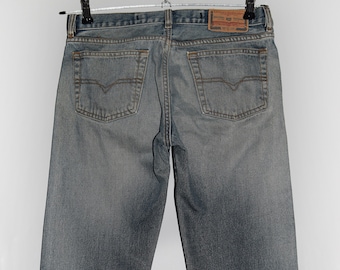 Vintage 90&#39;s Diesel Made in Italy Washed Blue Denim Jeans Straight Pants Streetwear Casual Fashion Women&#39;s Size 29