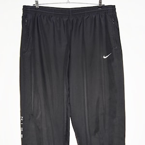 Vintage 90&#39;s Nike Track Pants, Black Sport Pants, Retro Activewear, Unisex Casual Style, Sportswear Fashion, Trendy Vintage Find