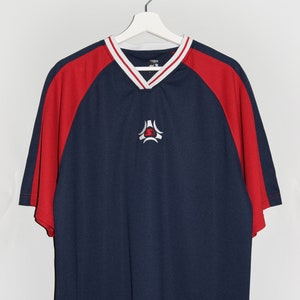 Starter V-neck T-shirt