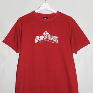 Vintage Quiksilver T-shirt / Red Tee / Surf Sportswear /Streetwear / Men&#39;s L