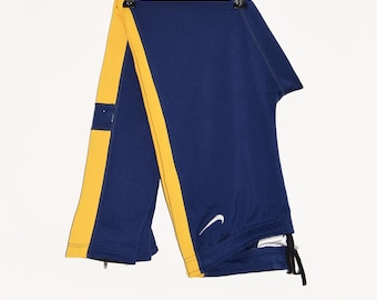 Vintage 90er Jahre Nike Trainingshose: Marine Blaue, Slim Fit Jogginghose