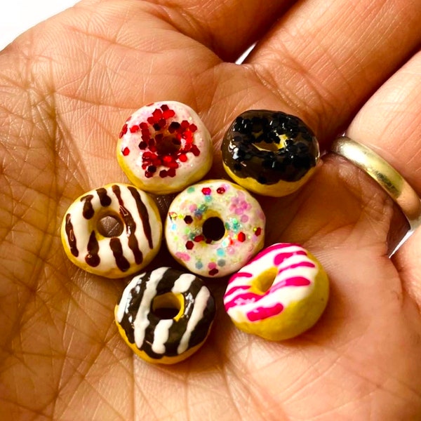 Miniature doughnuts