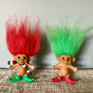 Christmas TROLLS by Russ, RED Hair or GREEN Hair, Striped Scarf, Holiday Trolls, Russ, Vintage 1990s