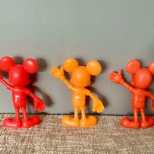 MARX Disney Toy Figures, Mickey Mouse, Donald Duck, Pinocchio, HOT NEON Colors!, 6 Inches, Louis Marx, Walt Disney, Vintage 1971 image 9