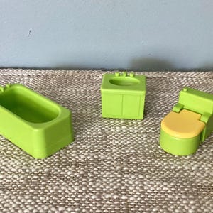 Fisher Price Little People BATHROOM Pieces, GREEN and Yellow, Bath TUB, Toilet, Sink, F.P. Toys, 1970s