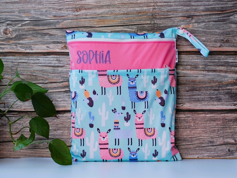 XL Personalizable wet bag, wet bag for cloth diapers Lama Sophia