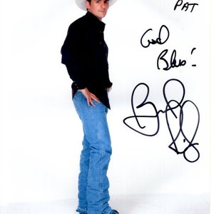 Brad Paisley autographed signed 8x10 photograph - to Pat