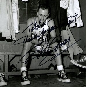 Bob Cousy handsignierte signierte 8x10 nba Boston Celtics Photographie - zu John