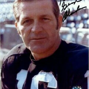 Fotografía de los Oakland Raiders de la NFL autografiada por George Blanda en tamaño 8 x 10 - para Lori