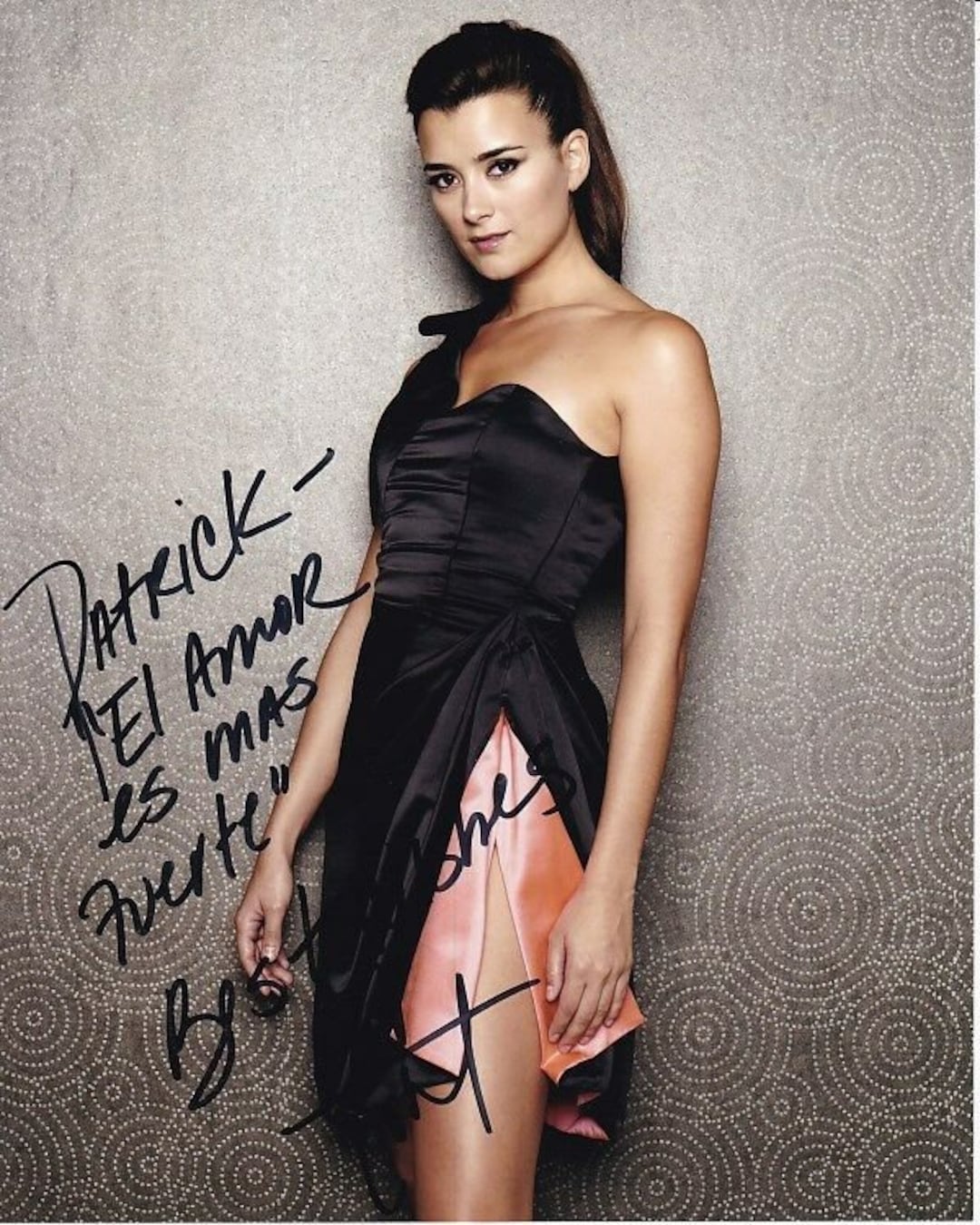Cote De Pablo Signed Autographed Photograph to Patrick Great Content - Etsy  Sweden