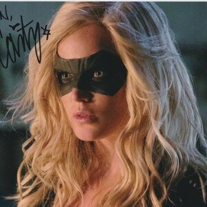 Caity Lotz 