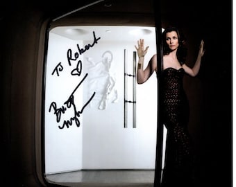 Bridget Moynahan autographed signed 8x10 photograph - to Robert