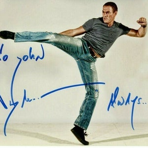 Jean-Claude Van Damme signierte 8x10 Fotografie - To John