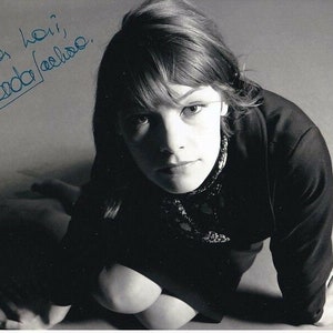 Glenda Jackson gesigneerde, gesigneerde foto van 8 x 10 - aan Lori