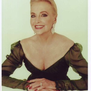 Anne Jeffreys autographed signed 5x7 photograph - to ann