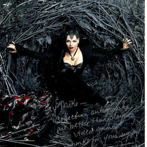 Lana Parrilla signed 8x10 once upon a time photograph - to mike great content