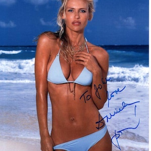 Daniela Pestova autographed signed autographed 8x10 photograph - to John