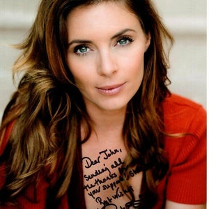 Amy Louise Pemberton fotografía autografiada y firmada de 8x10 - para John gran contenido