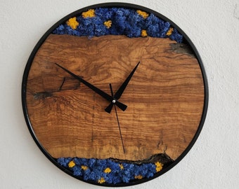 Handmade Moss and Olive Wood Wall Clock, Wall Decor, Large Wall Clock, Boho Wall Decor