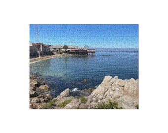 Monterey Bay E Jigsaw Puzzle (252 and 520 pieces)