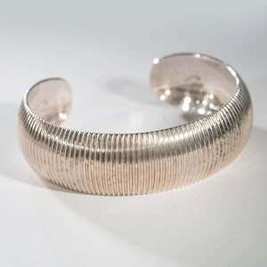 Fabulous Mexico Unisex Southwestern Open Cuff Ribbed Pattern Bracelet Solid Sterling Silver Vintage Estate Birthday Gift For Him Her 925