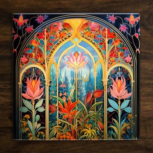 Puede incluir: Un dise&ntilde;o de vitral colorido con un motivo floral. La ventana presenta un arco central con un fondo azul y flores rosas. El vidrio circundante est&aacute; decorado con intrincados patrones en tonos de rojo, amarillo, verde y azul.