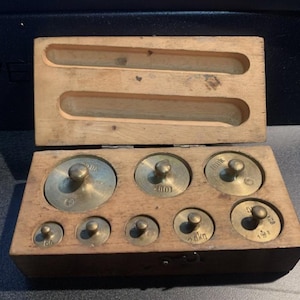 Antique Brass Precision Balance Scale Brass Weight Set w/ Wood Box 1000g - 1g