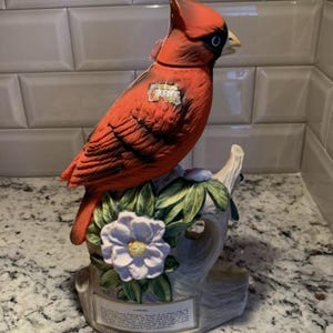 RARE Vintage Lionstone Distilleries Porcelain Kentucky Bourbon Decanter Cardinal