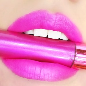 Metallic liquid lipstick - Basic Witch Beauty magenta pink neon matte lipstick in shade Petal to the metal