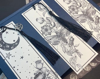 Witchly bookmark with soft-touch finish and magical illustration for witches, fantasy readers, gothic book lover, dark magic and potion fans