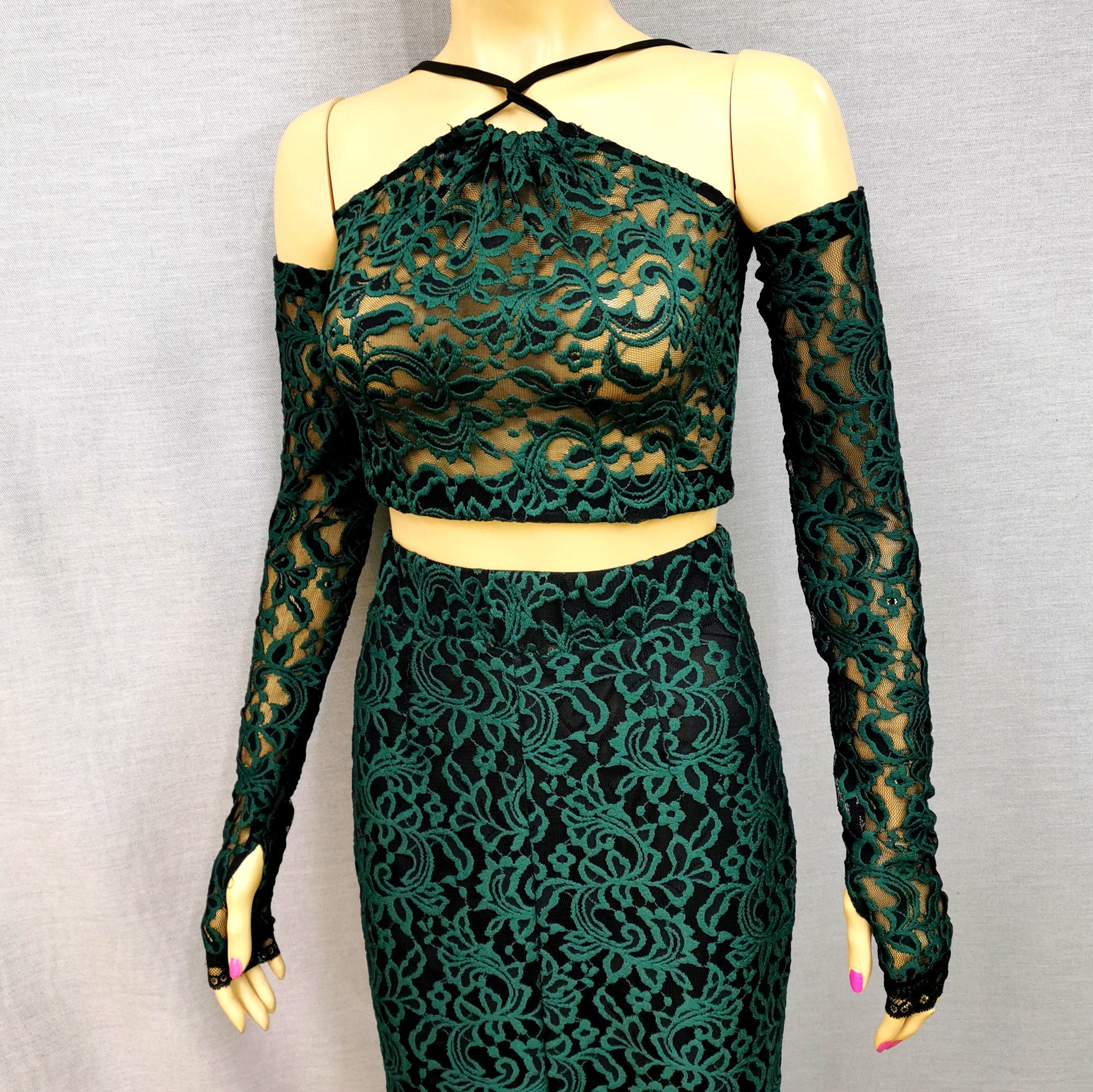 Women's Lace Sleeves