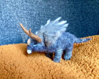Triceratops, Felted dinosaur, Needle felted dinosaur friend, Dinosaur figurine, Dinosaur ornament