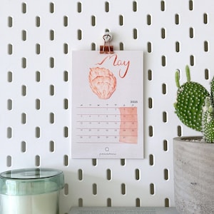 Custom Serene Seaside 12 months Desk Calendar, 2025 / 2026 Shells Illustrations