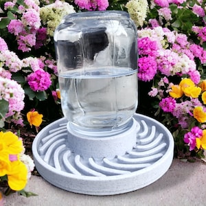 Faux Stone Bee Water Station - Quench Your Bee&#39;s thirst in Style with this buzzing oasis - Great for helping your local pollinators