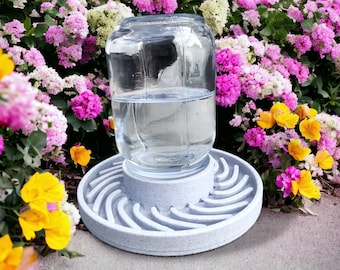 Faux Stone Bee Water Station - Quench Your Bee&#39;s thirst in Style with this buzzing oasis - Great for helping your local pollinators