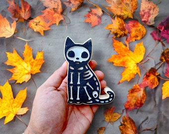 Handcrafted 4.5 Inch Wooden Skeleton Cat Decoration - Fall Vibes - Scary - Rustic Halloween - Wooden Fall or Autumn Decor - Farmhouse - Chic