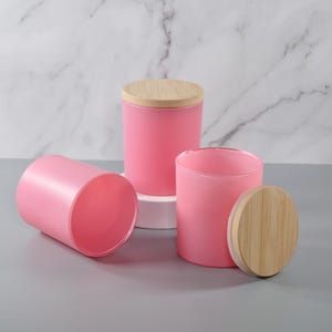 Tarro de vela rosa mate de 283 g (10 oz) de lados rectos con tapa.