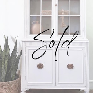 SOLD OUT | White Antique China Cabinet Hutch. Farmhouse. Distressed. Vintage. Dining room. Modern. Linen Cabinet. Entryway. Boho. Bathroom
